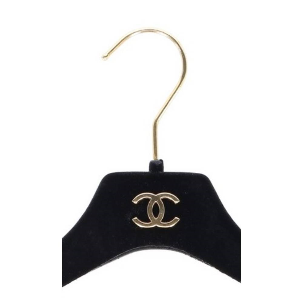 chanel 90s hanger available on A.N.G.E.L.O. Vintage